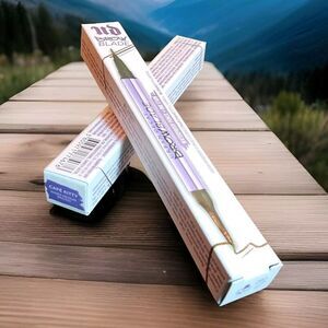 Brow Blade by Urban Decay, .01 oz Waterproof Pencil & Ink Stain Warm Med Brown!